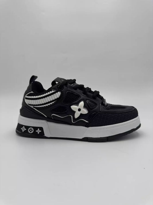 Louis Vuttion Skate (BXW)