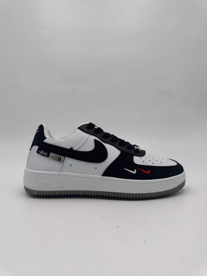 NIKE AIR FORCE 1 X NORTH FACE SNEAKERS (BXW)