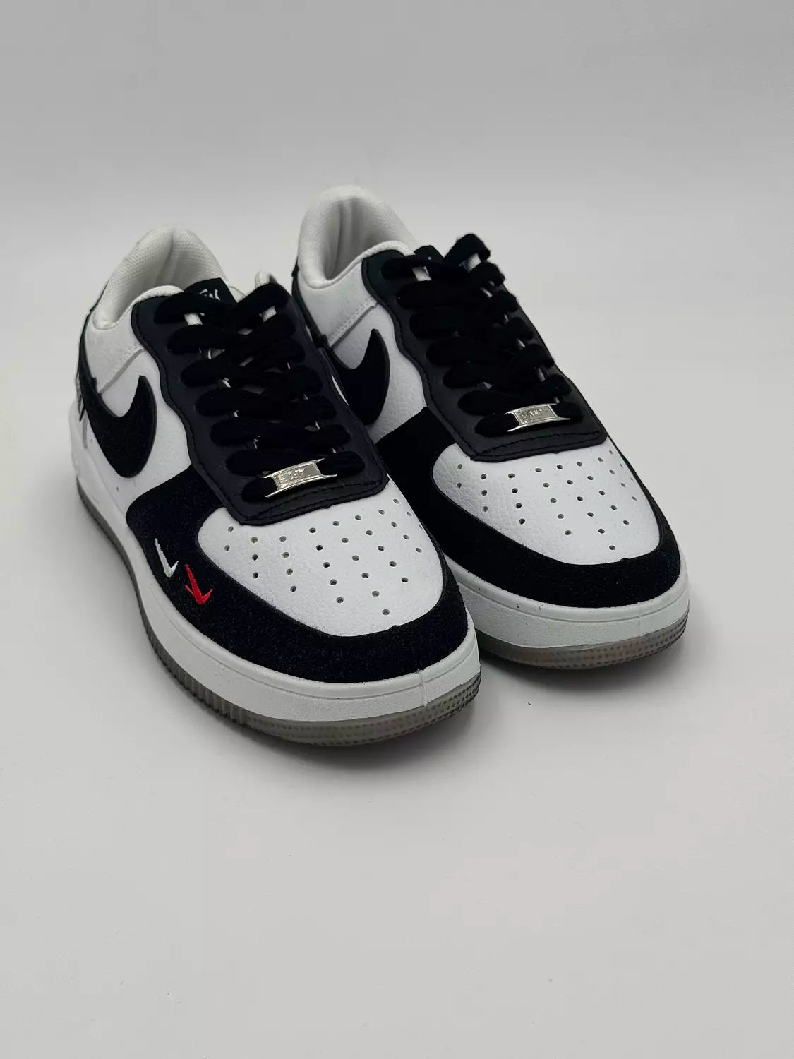 NIKE AIR FORCE 1 X NORTH FACE SNEAKERS (BXW)
