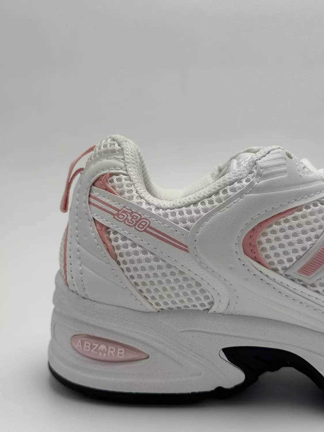 New Balance 530 "pink accent"