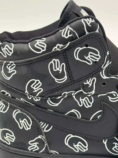 Nike AIr Jordan 1 KAWS