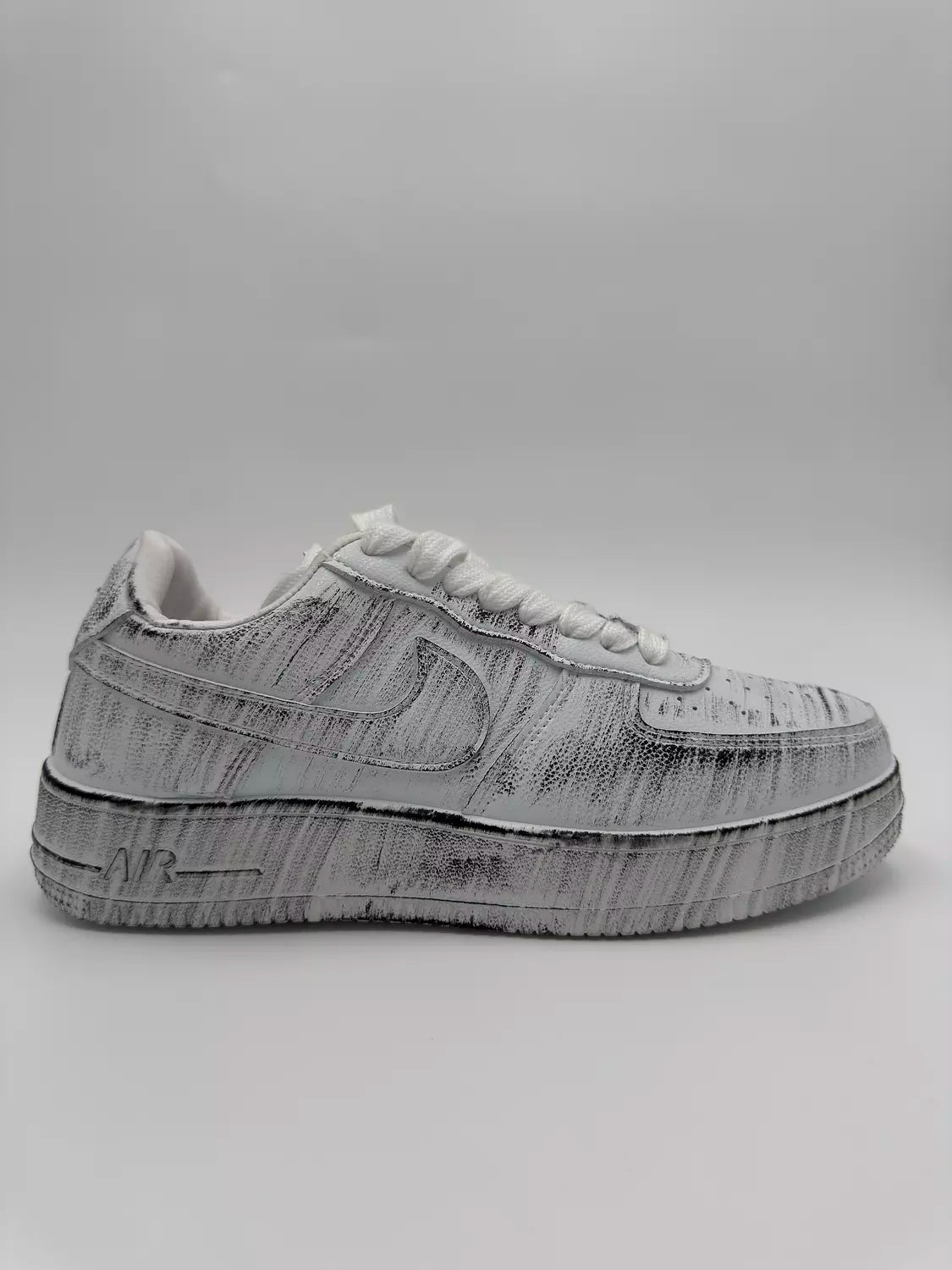 Nike Air Force 1 Low "Dirty Triple White"
