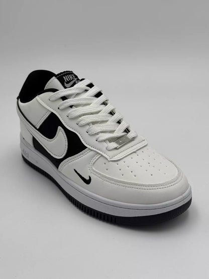 Nike Air Force 1 "Panda" (B)