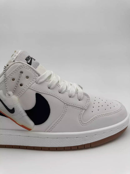 Nike Dunk Low White Gum