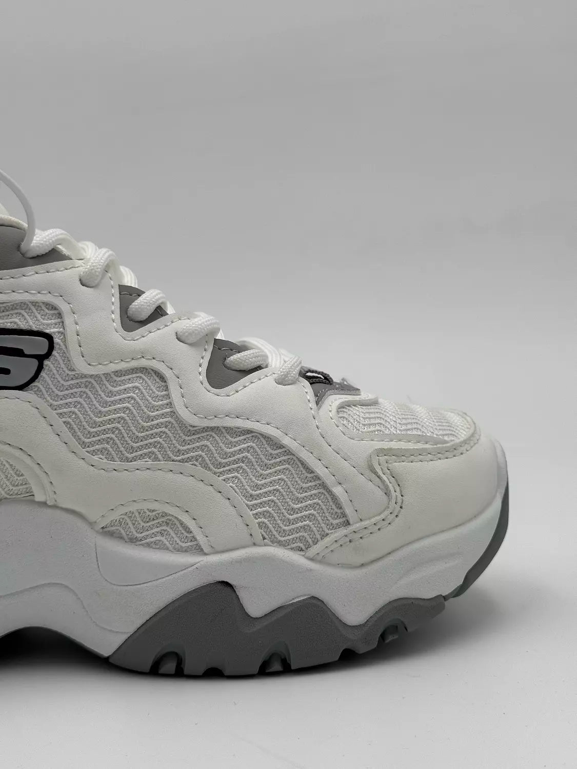 Skecher D'Lites 3.0 (W&B)